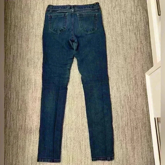 Cello SIZE 11 Jeans (junior jeans) - Picture 2 of 10
